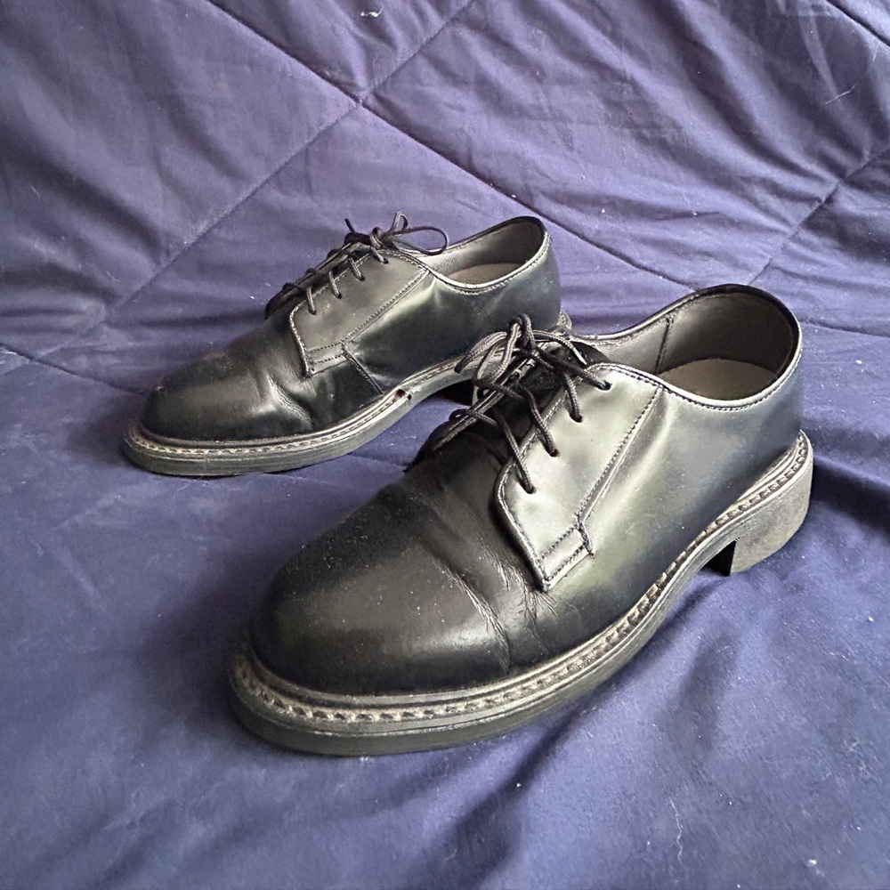 Black Cap Toe Dress Shoes with Matte Finish